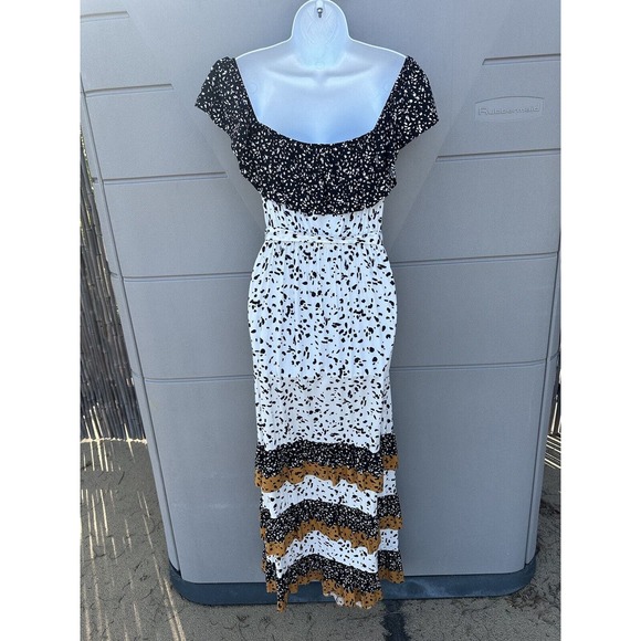 NWT Les Serein Stitch Fix Bohemian Maxi Tiered Ruffle Dress, Off-shoulder Sz M - Picture 7 of 8